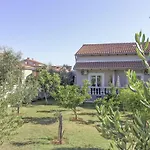 Ane in Pula - Istrien